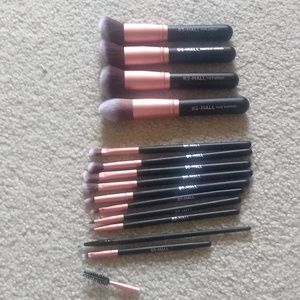 Mary Kay Brush Set